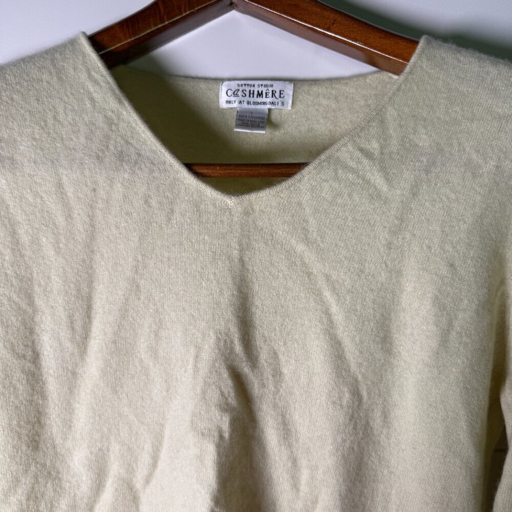 Sutton Studio Bloomingdale’s 100% Cashmere Lemon Lime Sz Large - Picture 4 of 4
